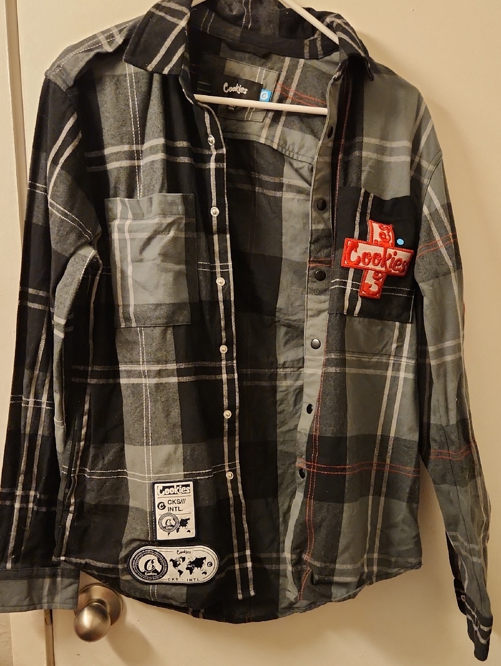 Cookies Size S Men's Black & Gray Plaid Button-Down Shirt